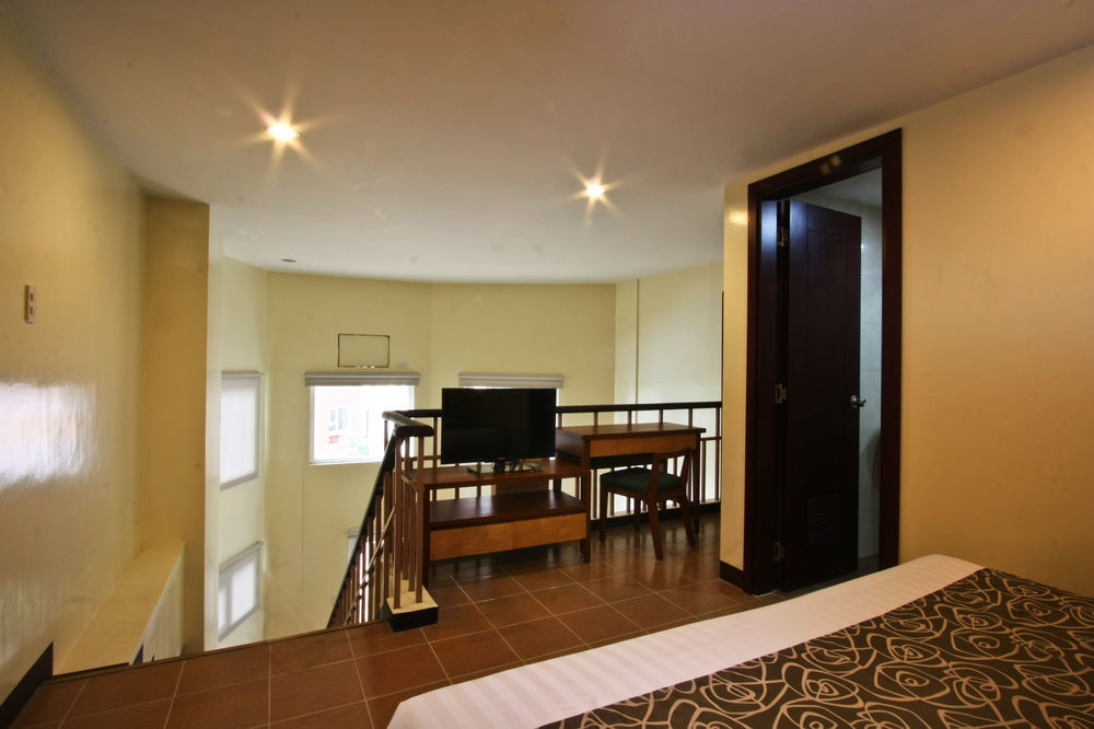 Canyon Woods Resort Club Tagaytay Tagaytay City Exterior foto