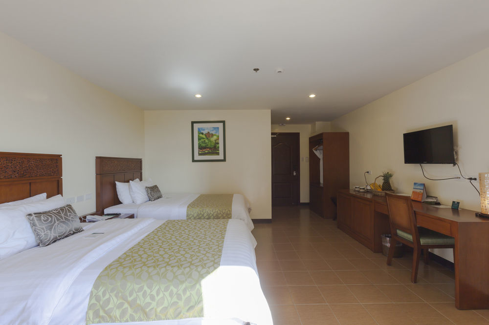 Canyon Woods Resort Club Tagaytay Tagaytay City Exterior foto