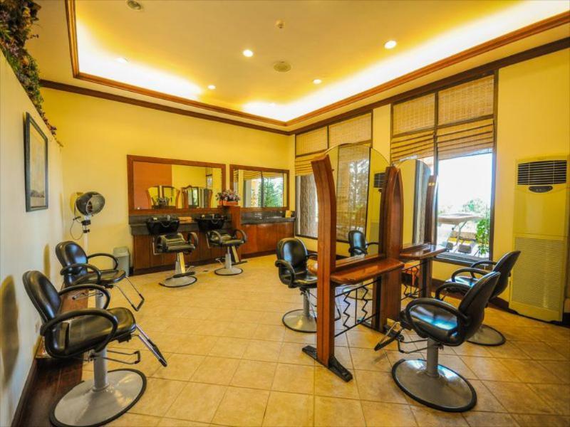 Canyon Woods Resort Club Tagaytay Tagaytay City Exterior foto
